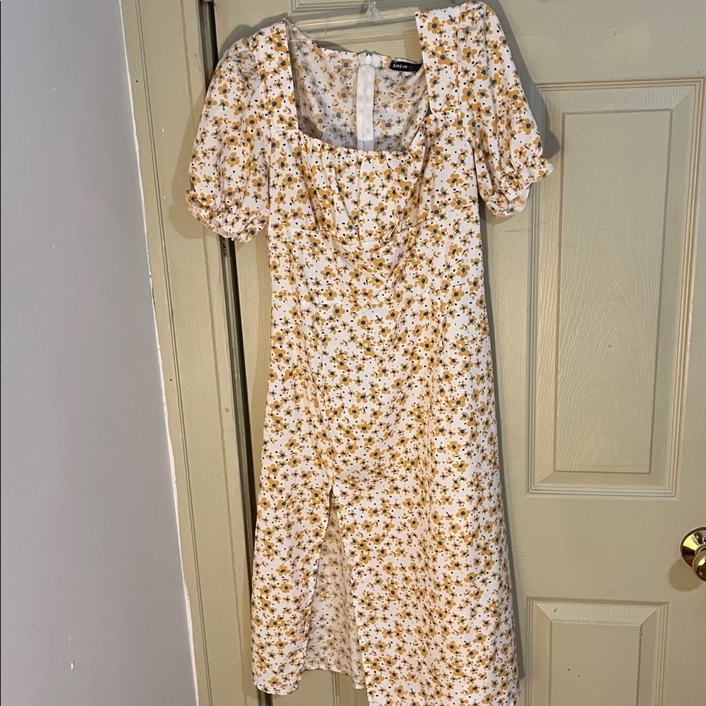 SHEIN Floral Print Dress with Blue and Yellow Accents